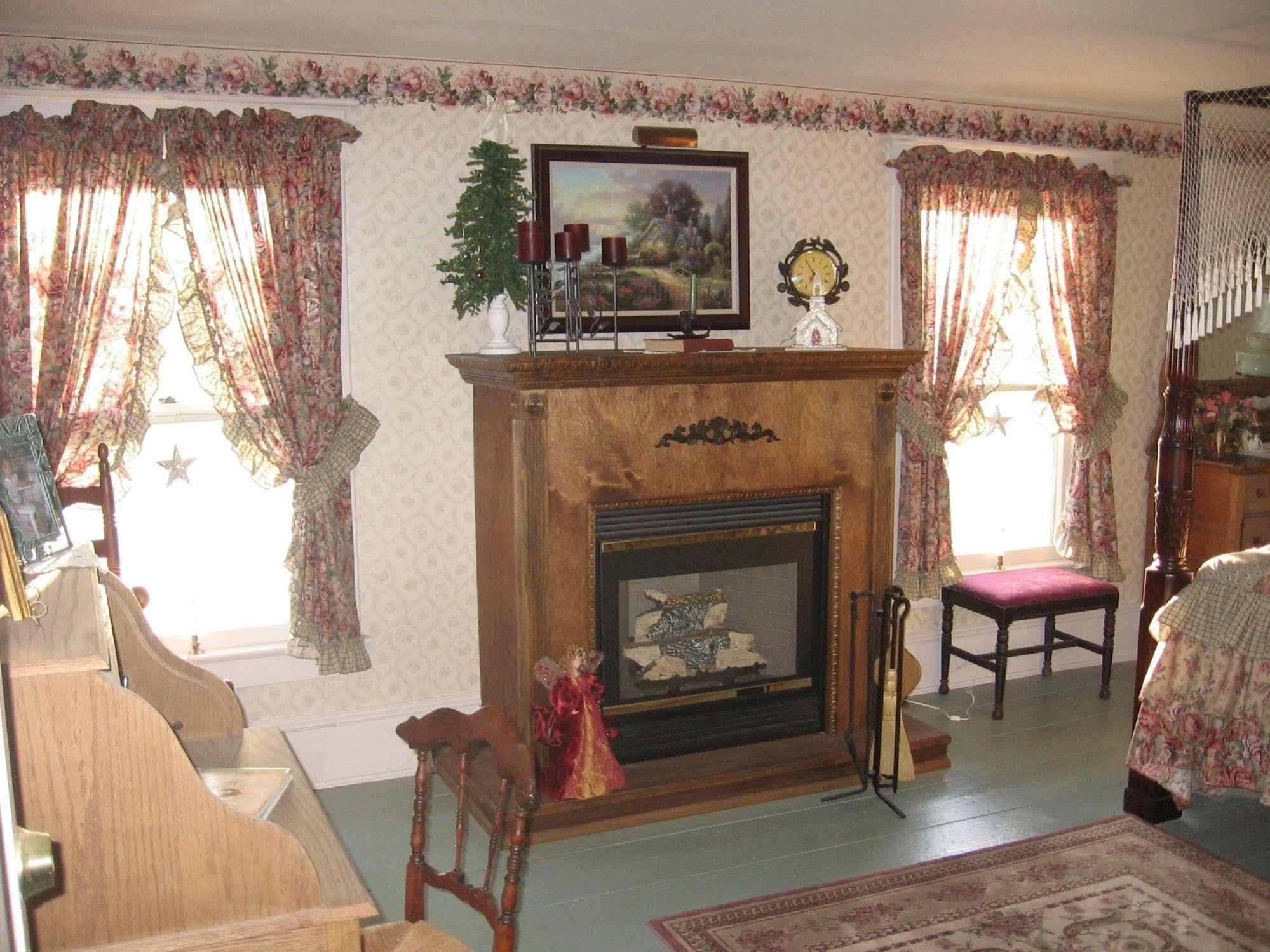 The Bella Ella Bed And Breakfast Canandaigua Eksteriør billede