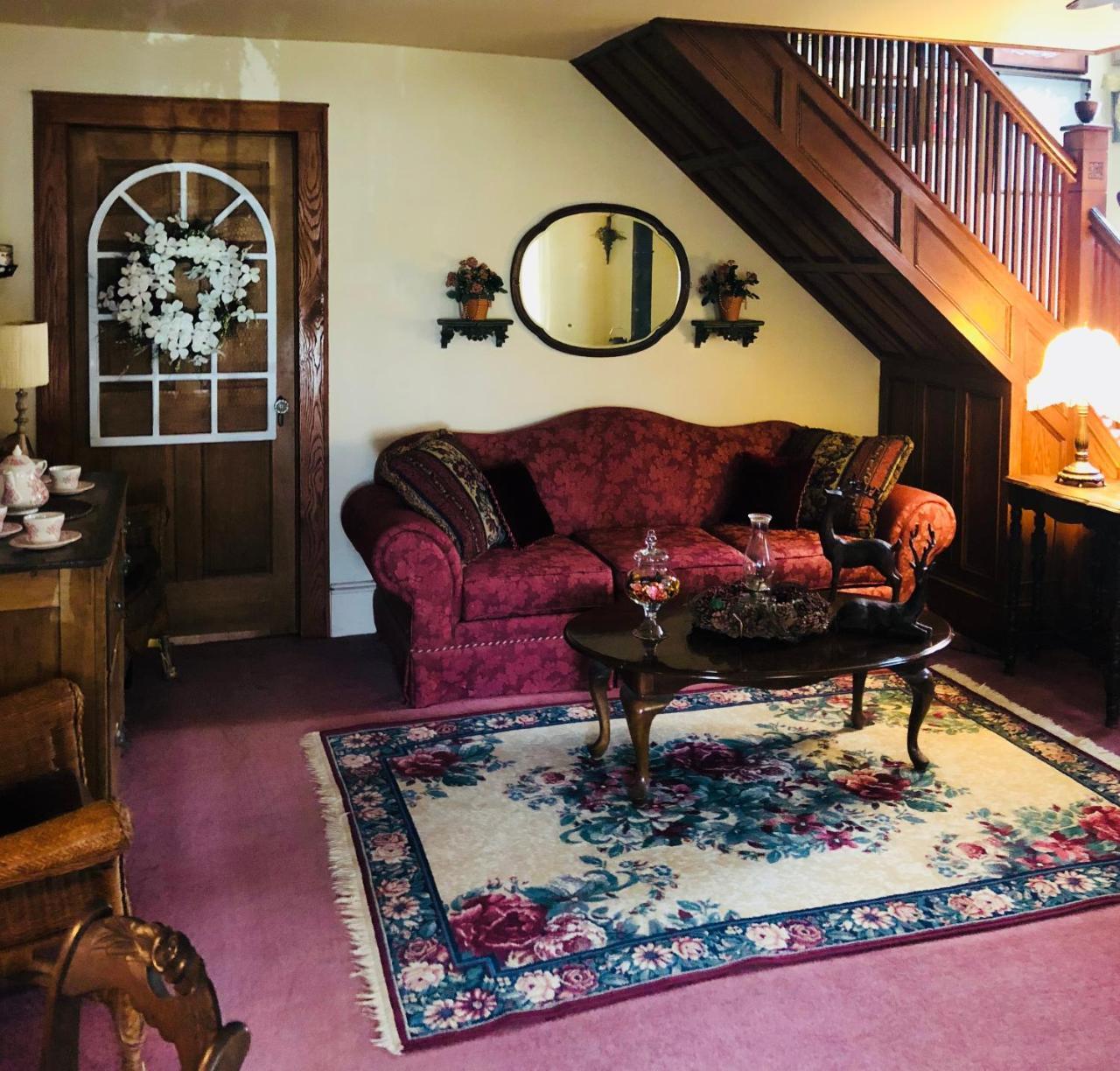 The Bella Ella Bed And Breakfast Canandaigua Eksteriør billede